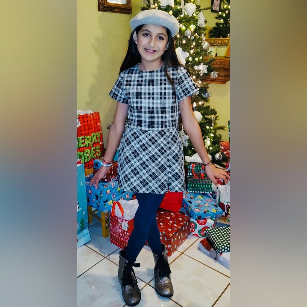 Zara Girls Holiday Plaid Black & white Romper sz 11-12 (EUC)